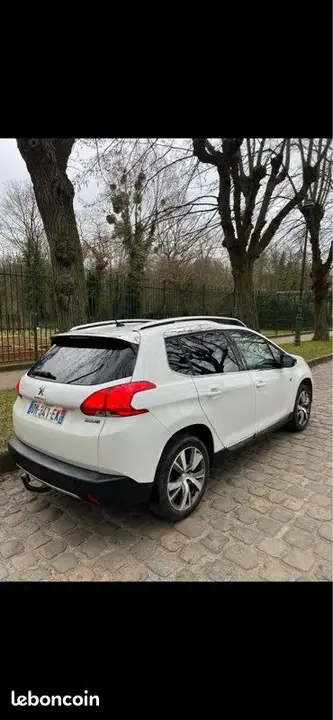 Peugeot 2008 2014 photo 2