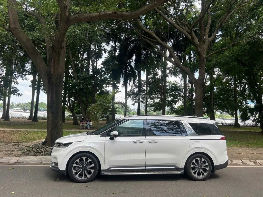 Kia Carnival 2022 photo 3