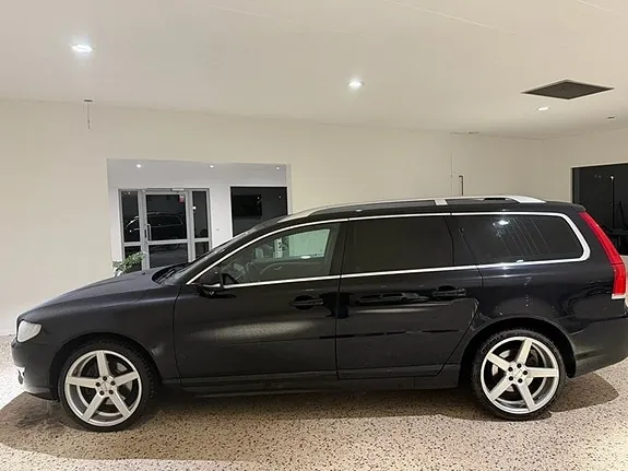 Volvo V70 2015 photo 5