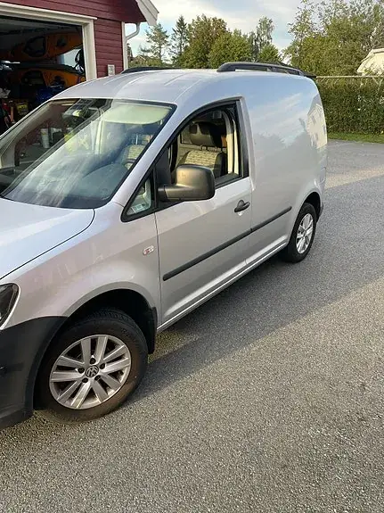 Volkswagen Caddy 2012 photo 2