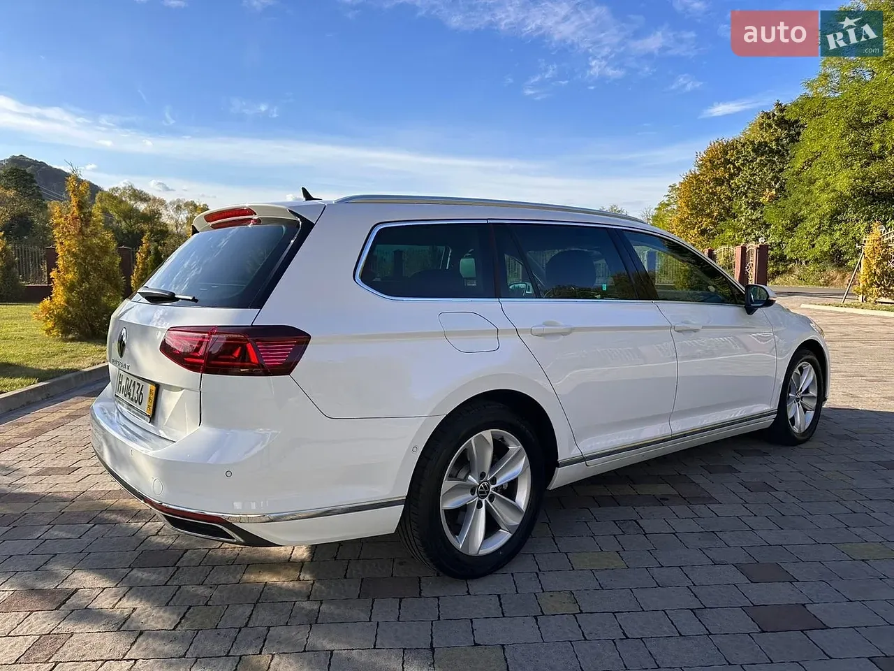 Volkswagen Passat 2022 photo 5