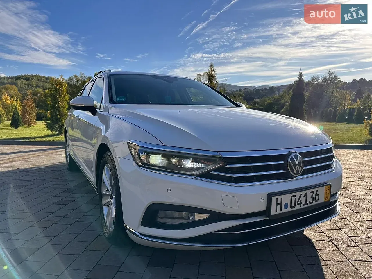 Volkswagen Passat 2022 photo 3