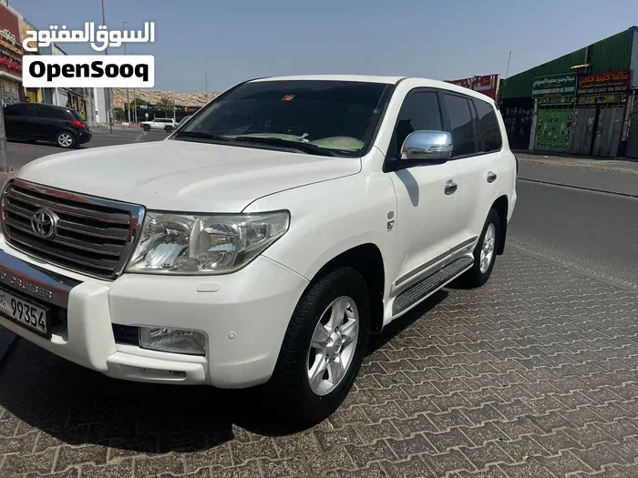 Toyota Land Cruiser 2010 photo 5