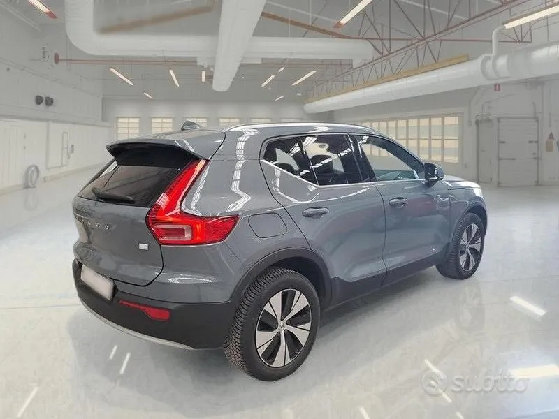 Volvo Xc40 2022 photo 4