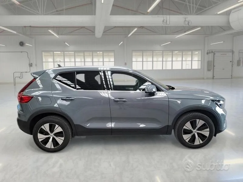 Volvo Xc40 2022 photo 3