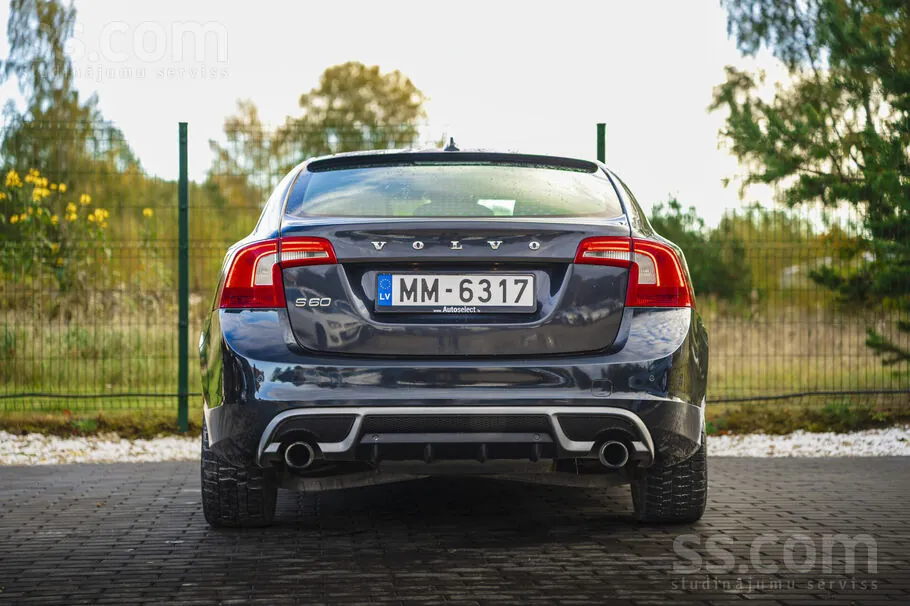 Volvo S60 2011 photo 5