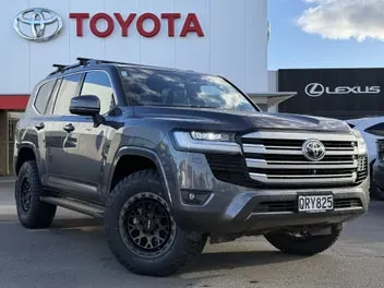 Toyota Land Cruiser 2024 photo 2
