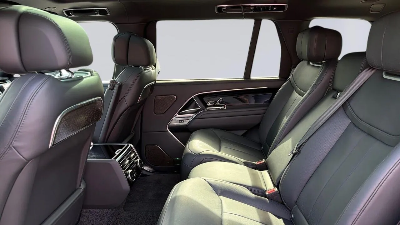 Land Rover Range Rover 2024 photo 4