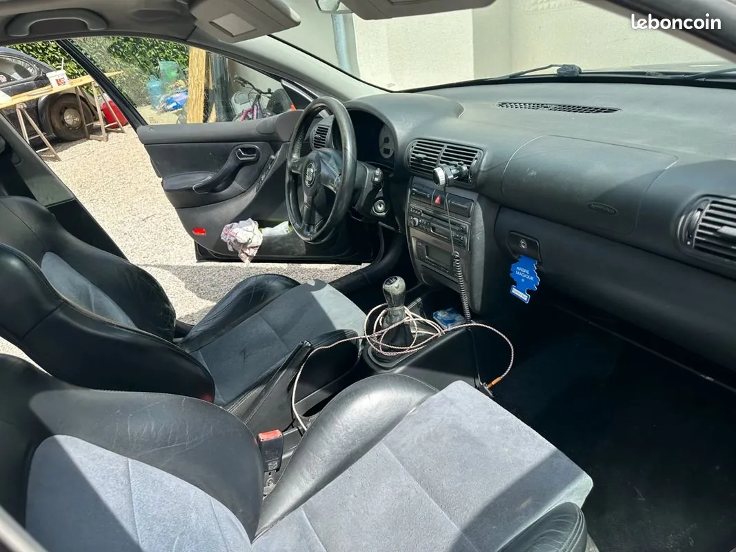 Seat Leon 2004 photo 3