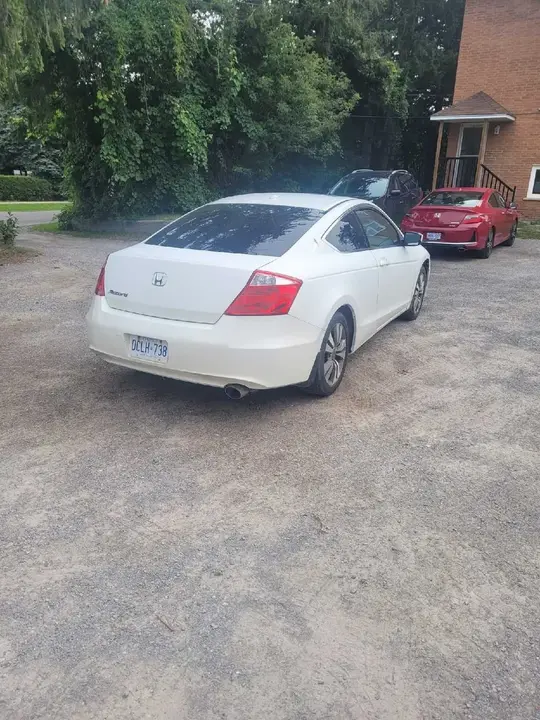 Honda Accord 2010 photo 3