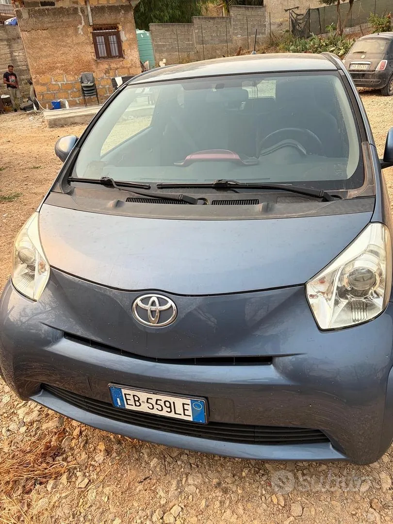 Toyota Iq 2012 photo 4