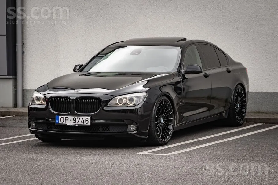 BMW 730 2009 photo 2