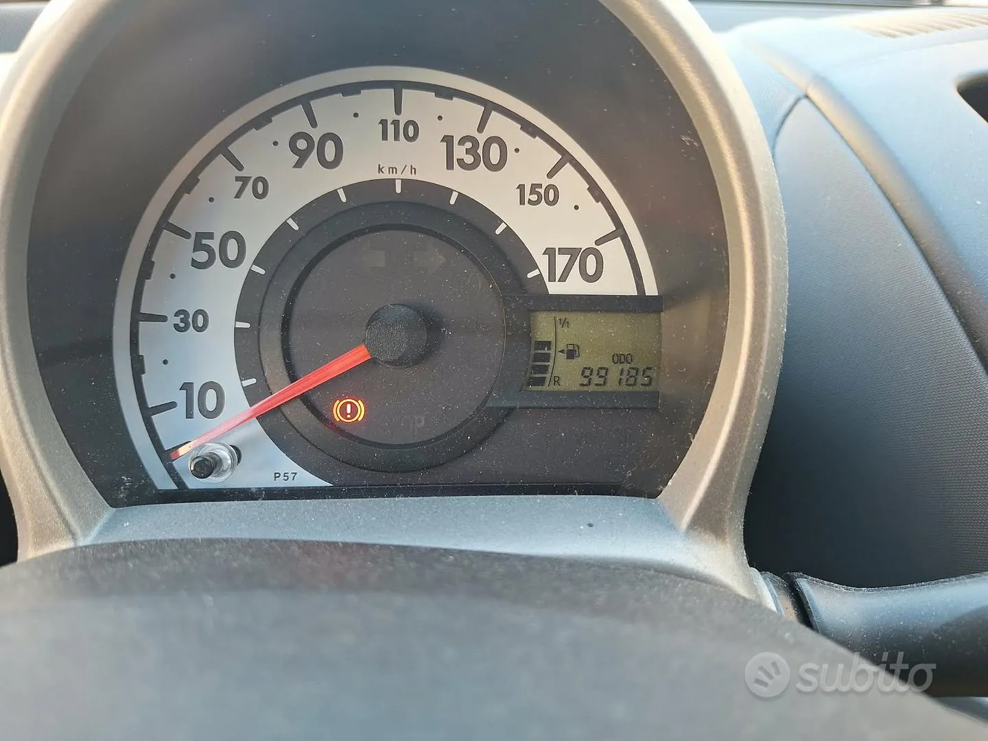 Peugeot 107 2010 photo 2