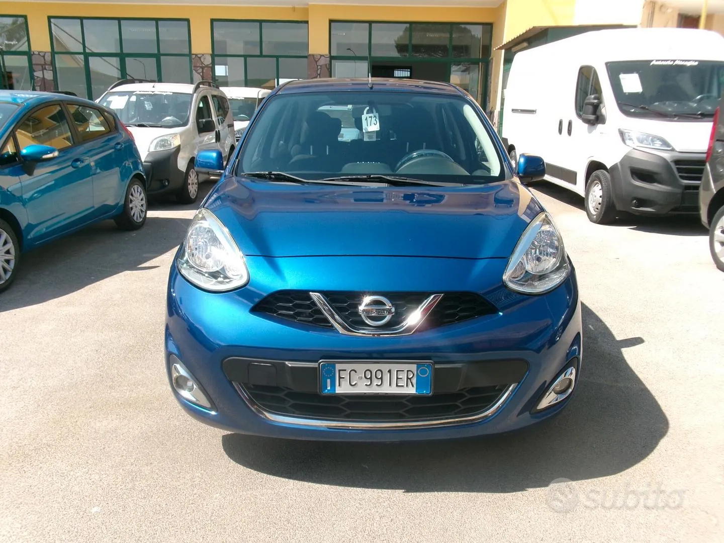 Nissan Micra 2016 photo 2