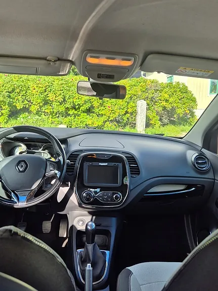 Renault Captur 2014 photo 2