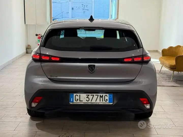 Peugeot 308 2023 photo 3