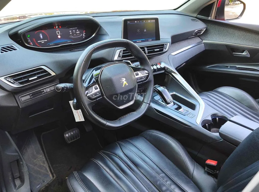 Peugeot 5008 2021 photo 3