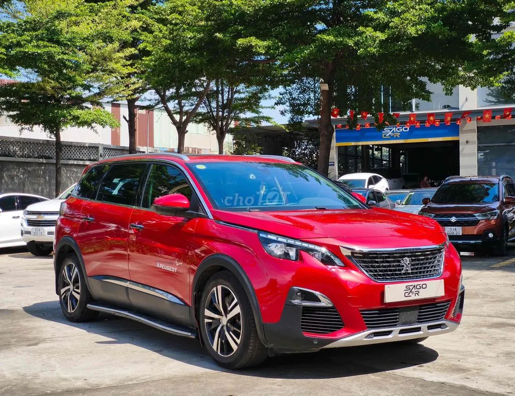 Peugeot 5008