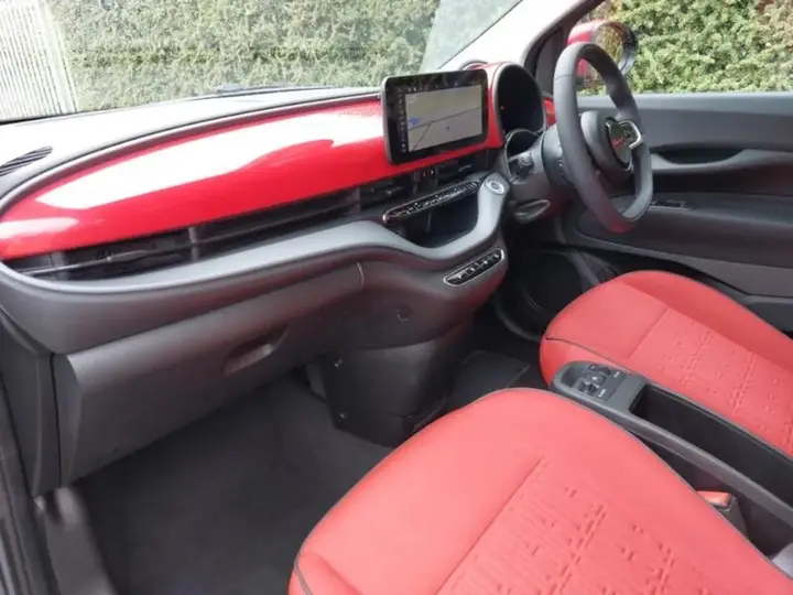 Fiat 500E 2022 photo 5