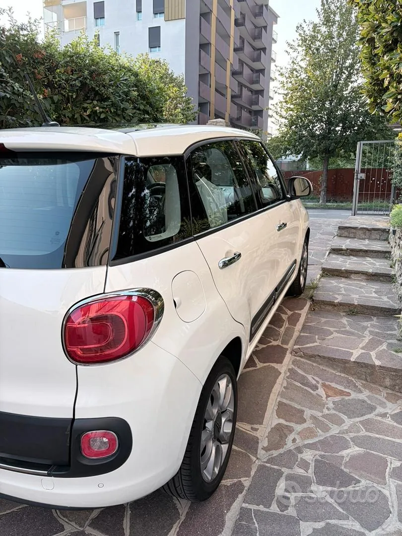 Fiat 500L 2015 photo 4