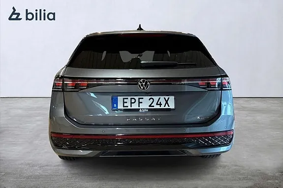 Volkswagen Passat 2025 photo 4