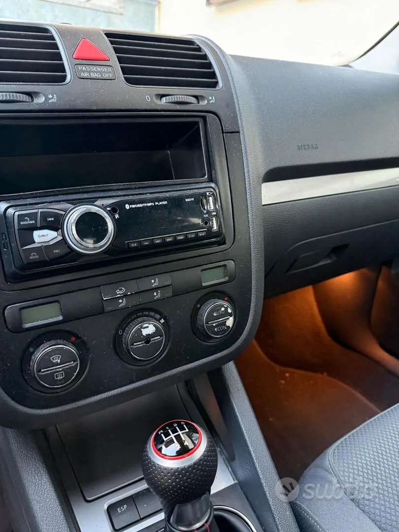 Volkswagen Golf 2004 photo 4