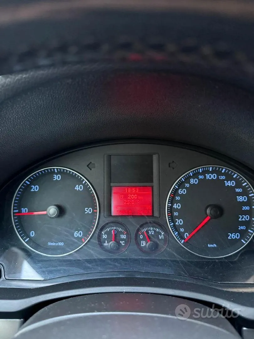 Volkswagen Golf 2004 photo 5