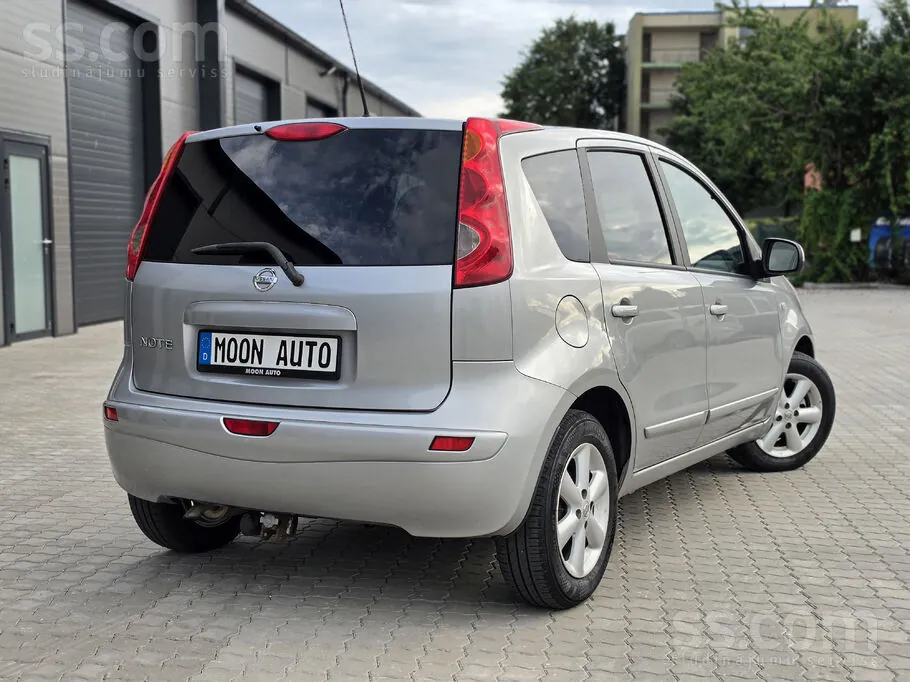 Nissan Note 2008 photo 2