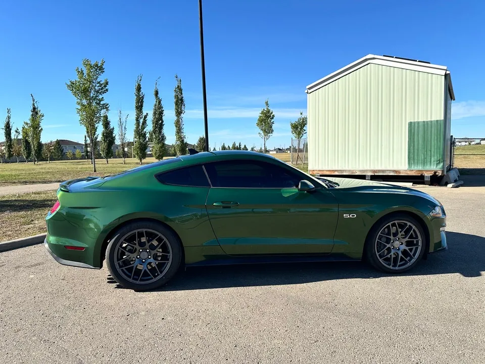 Ford Mustang 2023 photo 5