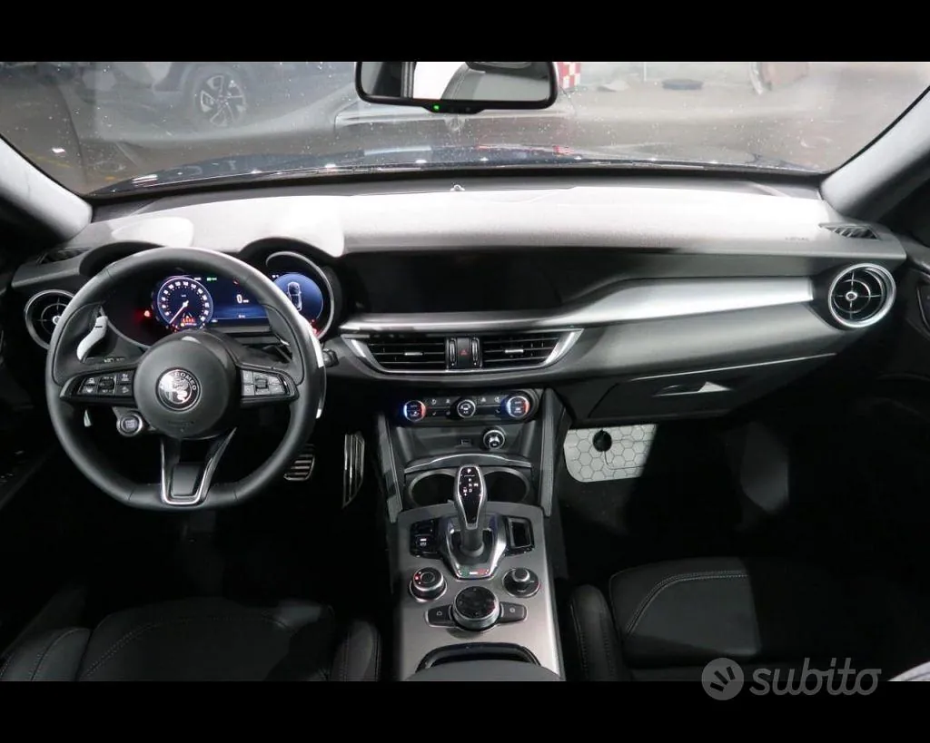 Alfa Romeo Stelvio 2026 photo 5