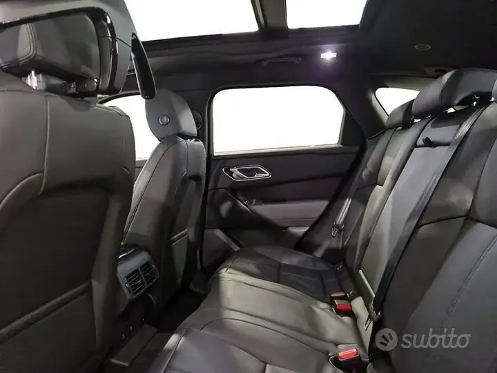 Land Rover Velar 2025 photo 5