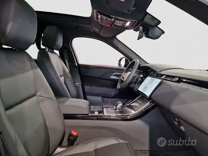 Land Rover Velar 2025 photo 3