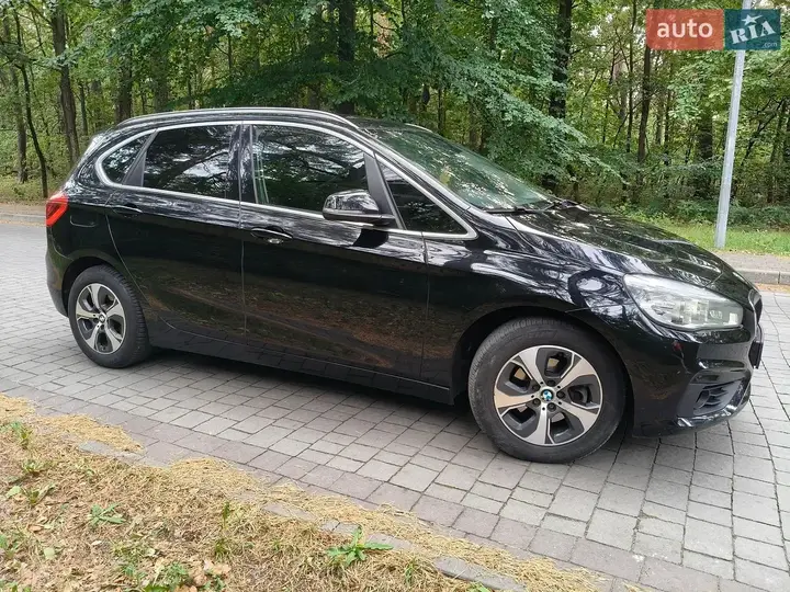 BMW 2 Series Active Tourer 2016 photo 5
