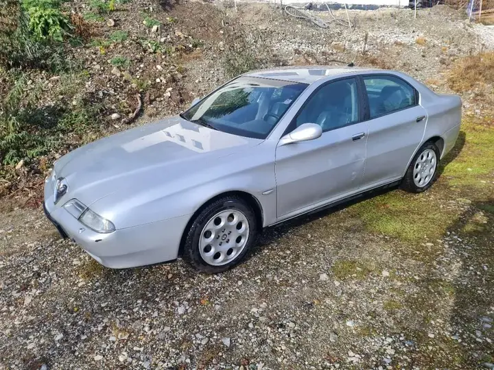 Alfa Romeo 166 2001 photo 3