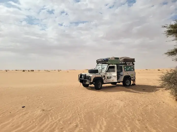 Land Rover Defender 110