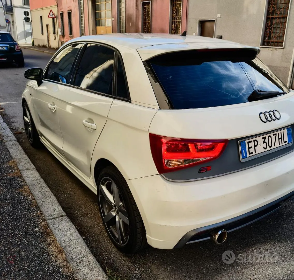 Audi A1 2012 photo 3