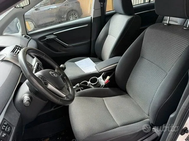 Toyota Verso 2015 photo 4