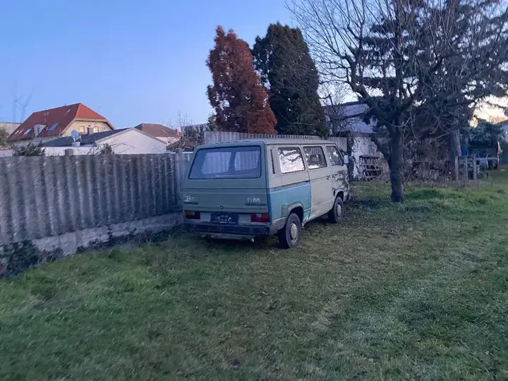 Volkswagen T3 1986 photo 2