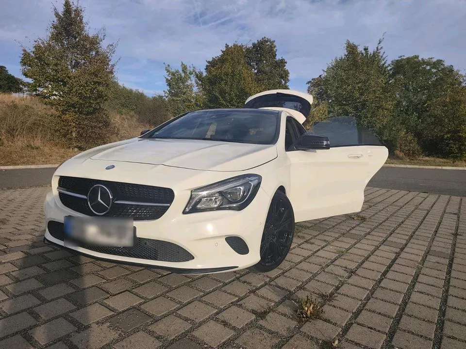 Mercedes-Benz Cla 200