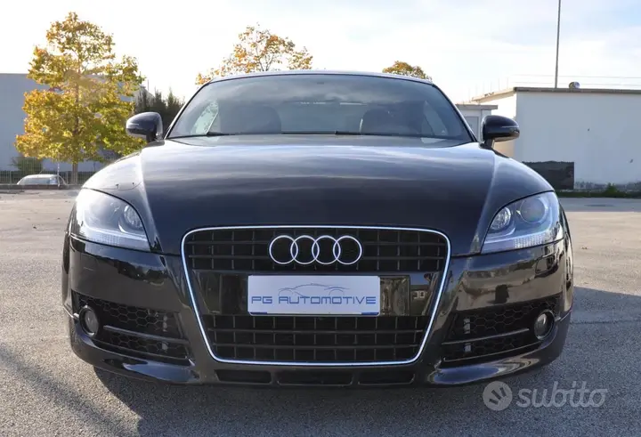 Audi Tt 2010 photo 2