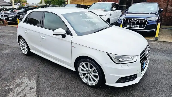 Audi A1 2017 photo 3