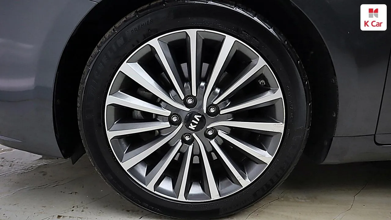 Kia K7 2017 photo 5