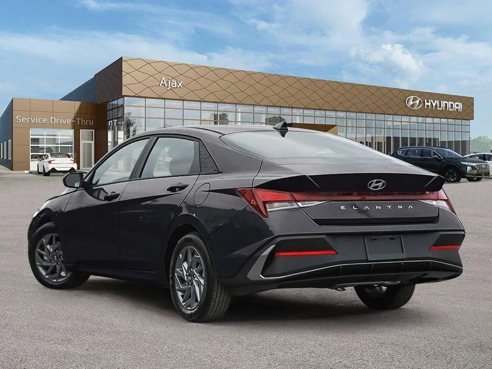 Hyundai Elantra 2026 photo 4