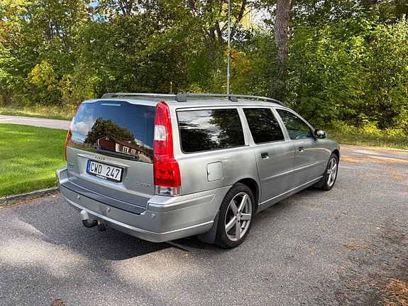 Volvo V70 2008 photo 4