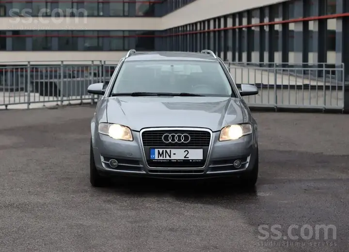Audi A4 2006 photo 2