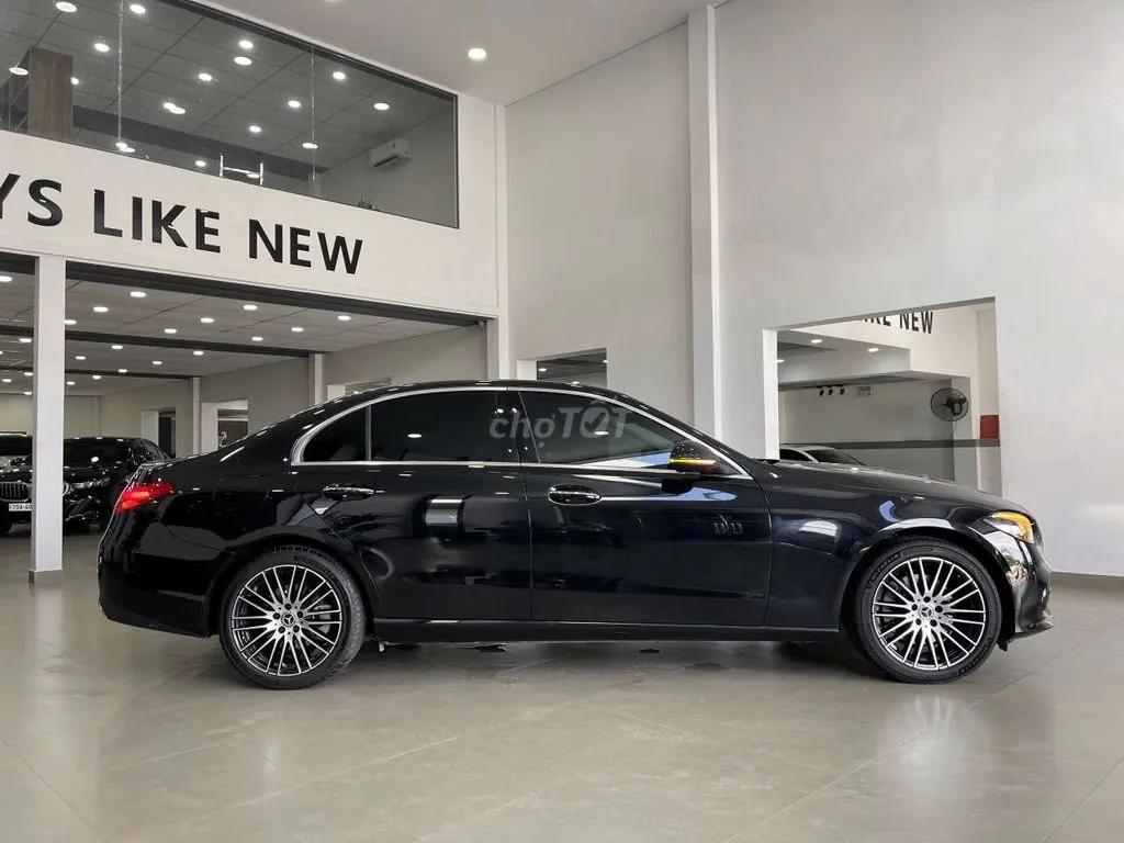 Mercedes-Benz C-Class 2022 photo 5