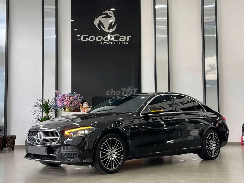Mercedes-Benz C-Class 2022 photo 2