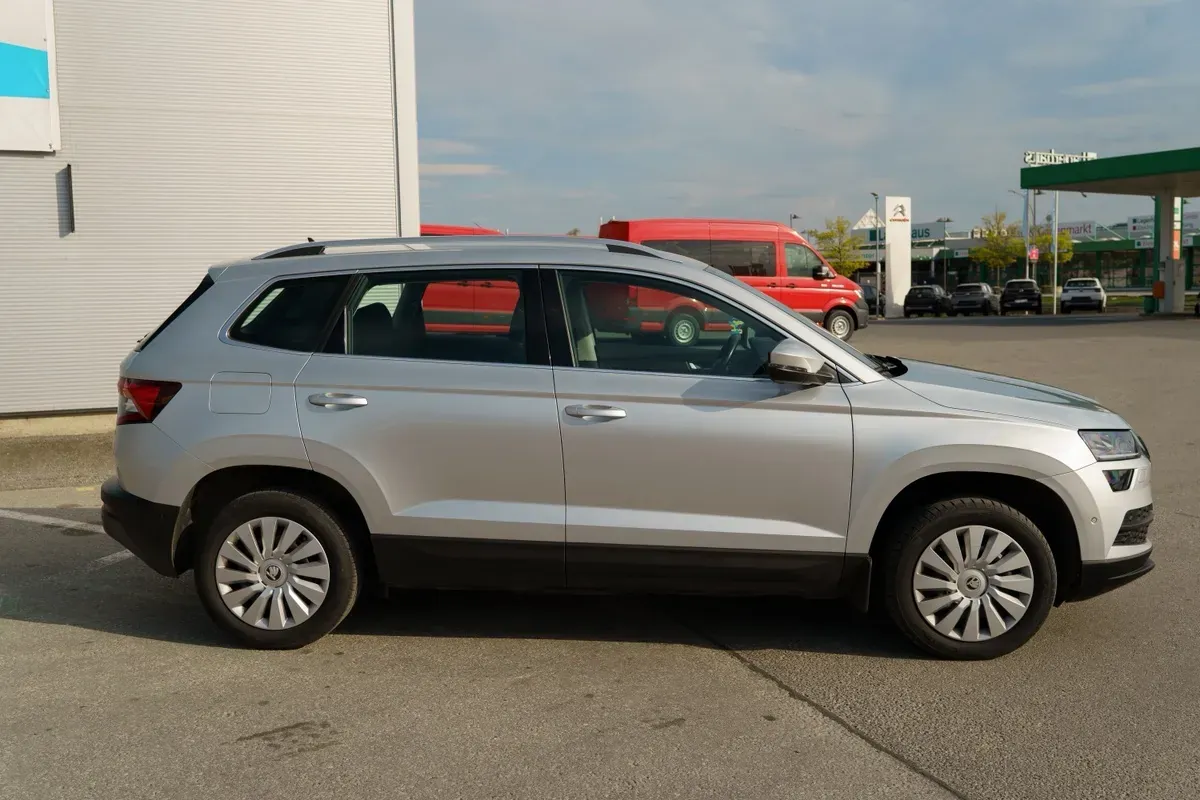 Skoda Karoq 2019 photo 3