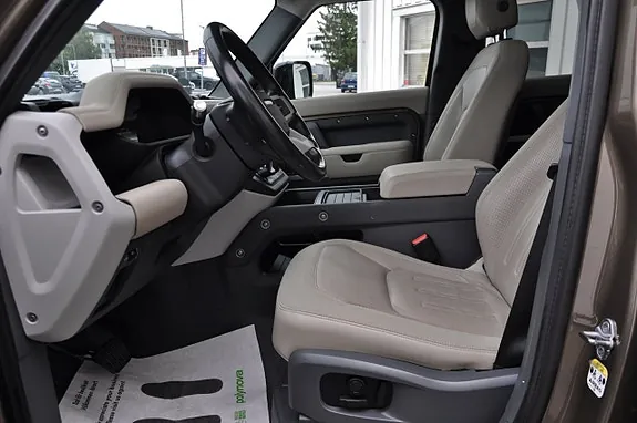 Land Rover Defender 110 2020 photo 5