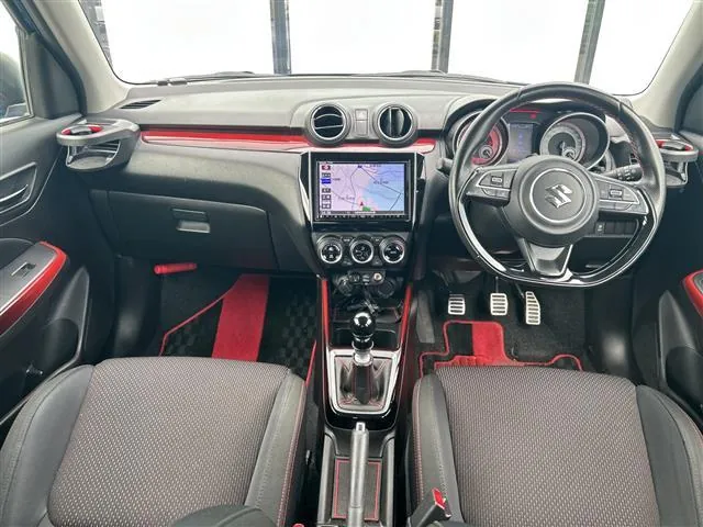 Suzuki Swift Sport 2020 photo 2